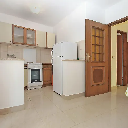 Apartments Luciano 1728 Premantura Exterior photo