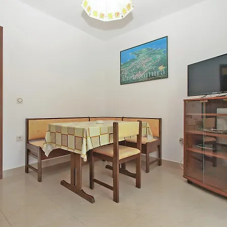 Apartments Luciano 1728 Premantura Exterior photo