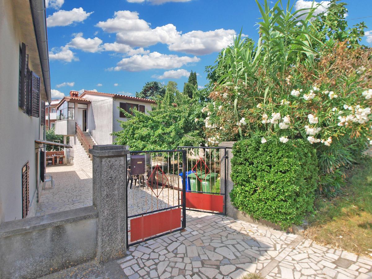 Luciano 1728 Apartment *