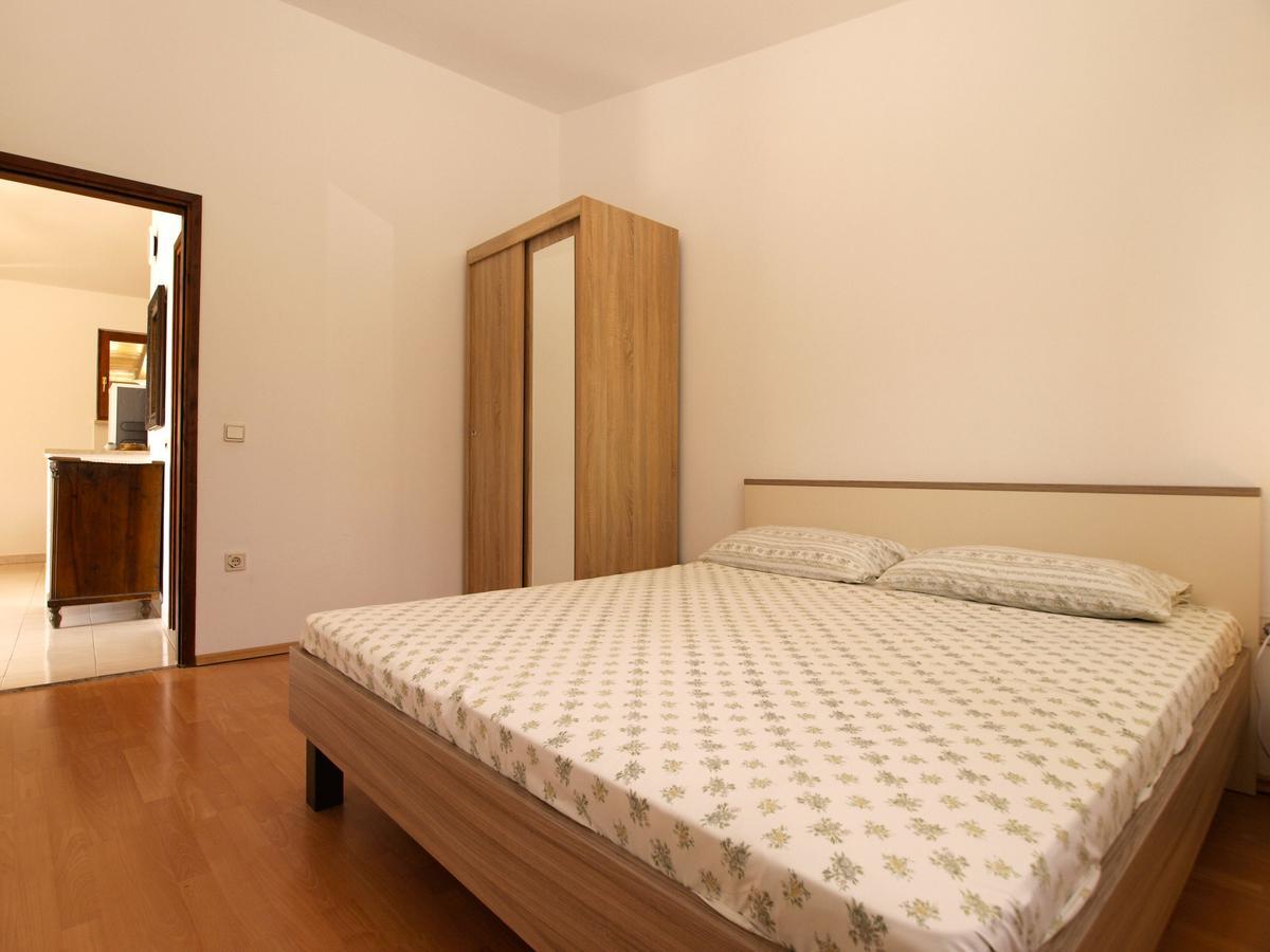 Apartment Luciano 1728 Premantura