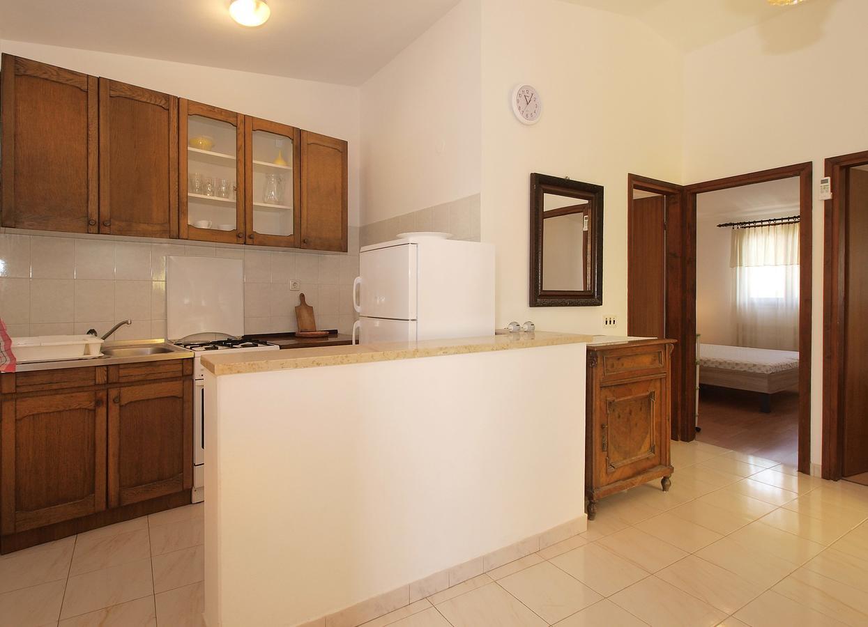 Luciano 1728 Apartment Premantura